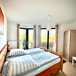 Rajek -alte Salzstrasse 14- Apartamento *