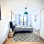 Rajek -alte Salzstrasse 14- *