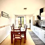 Rajek -alte Salzstraße 14- Pogeez